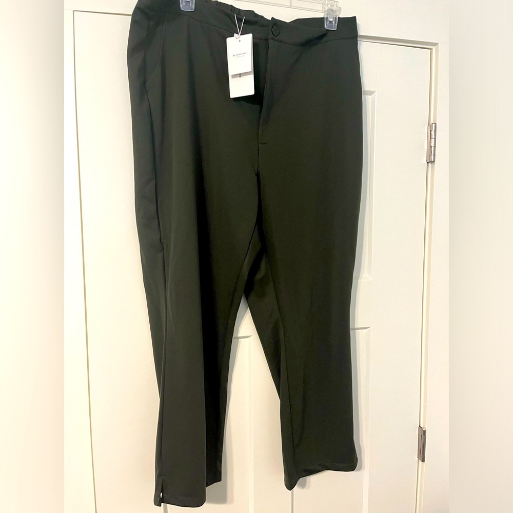 NWT Bloomchic Pants